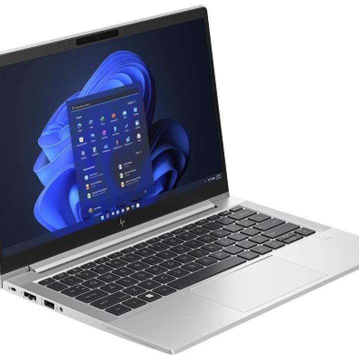 Hp Elitebook  630 G10 - 1355U Core i7 16GB 512SSDTouchscreen and Bag